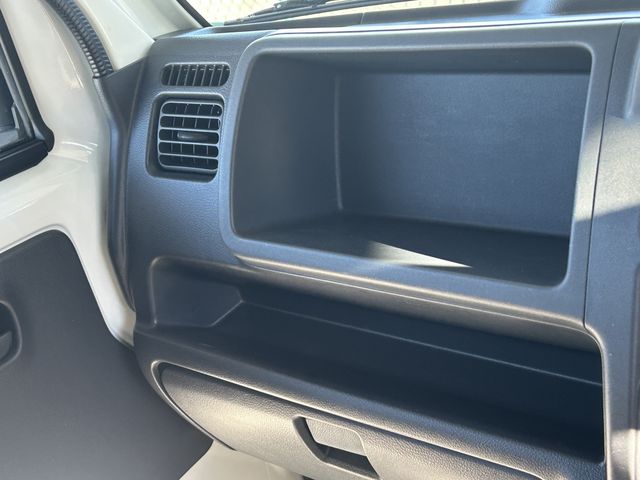 NISSAN NT100 CLIPPER 2015