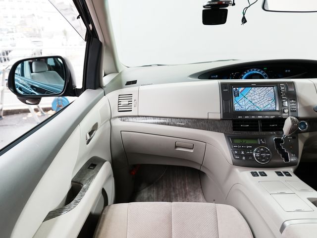 TOYOTA ESTIMA HYBRID 4WD 2010