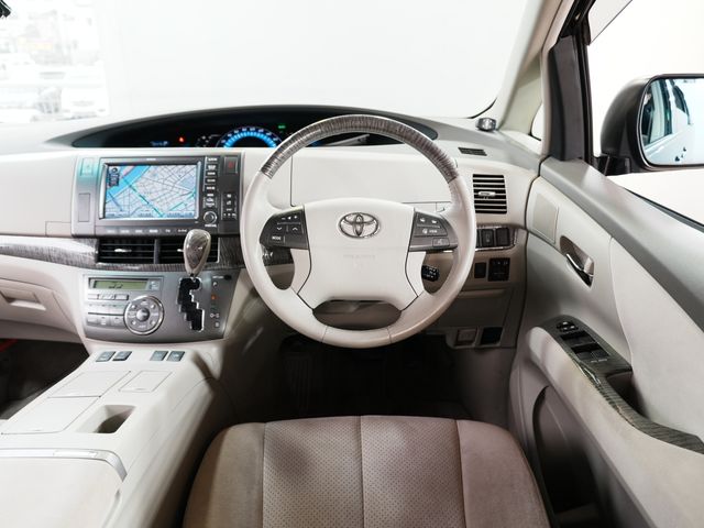 TOYOTA ESTIMA HYBRID 4WD 2010
