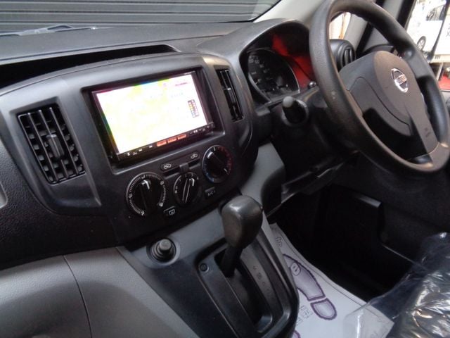 NISSAN NV200 VANETTE van 2015