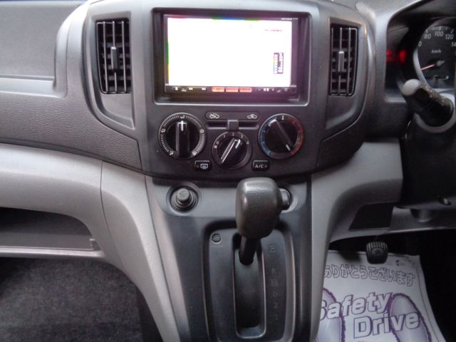 NISSAN NV200 VANETTE van 2015