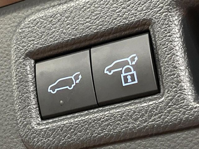 TOYOTA HARRIER 2WD 2021