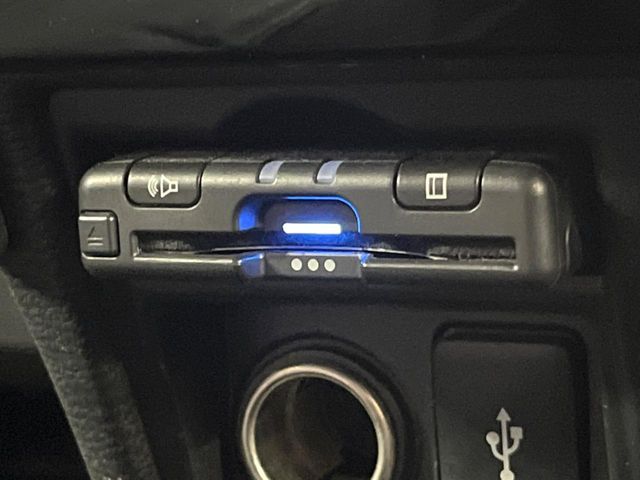 MITSUBISHI DELICA D:5 4WD 2024