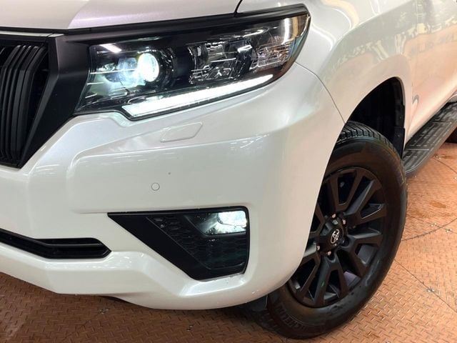 TOYOTA LANDCRUISER PRADO 2023