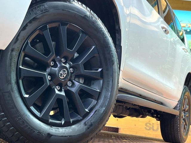 TOYOTA LANDCRUISER PRADO 2023
