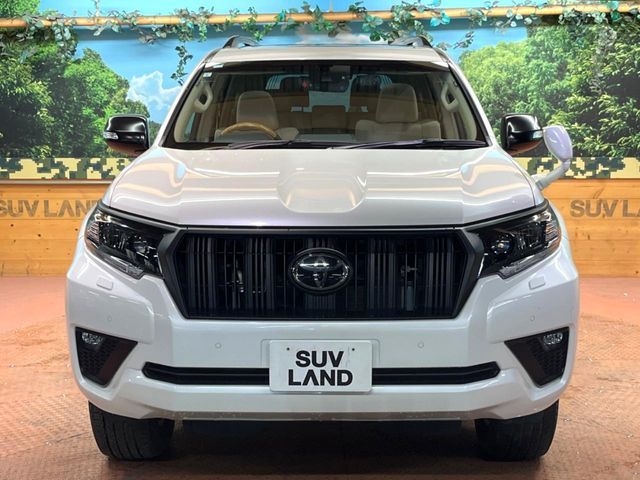 TOYOTA LANDCRUISER PRADO 2023