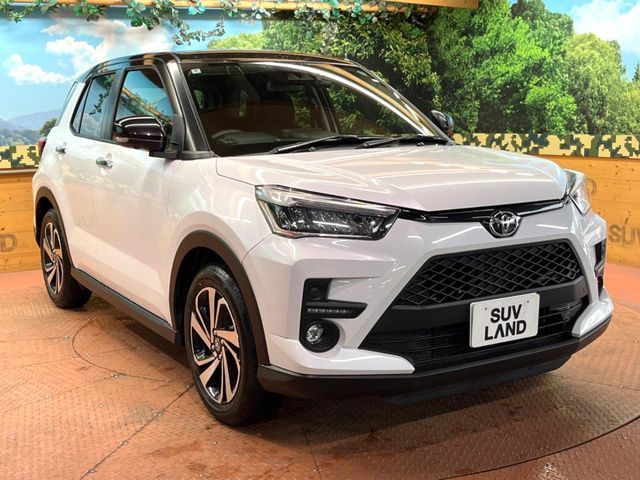 TOYOTA RAIZE 2025