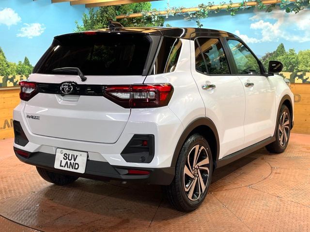 TOYOTA RAIZE 2025