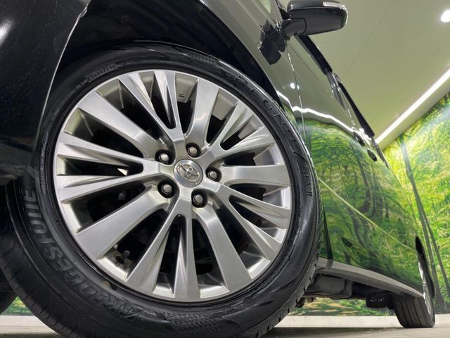 TOYOTA VELLFIRE 2014