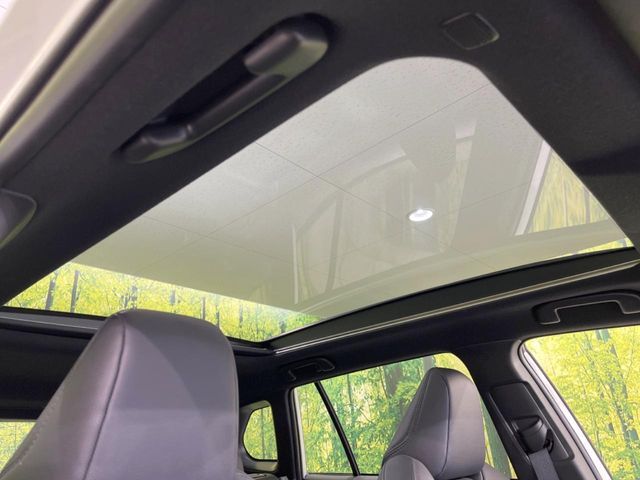 TOYOTA COROLLA CROSS HYBRID 2024