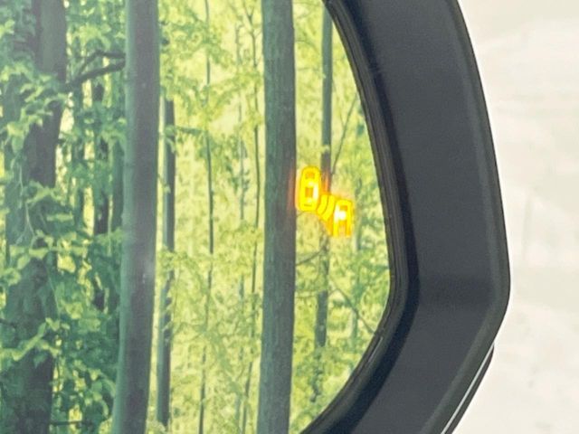 TOYOTA COROLLA CROSS HYBRID 2024