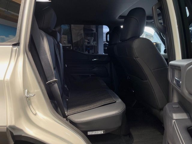 TOYOTA LANDCRUISER 250 2024