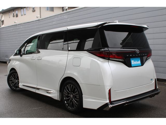 TOYOTA VELLFIRE 4WD 2024