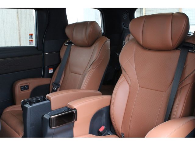 TOYOTA VELLFIRE 4WD 2024