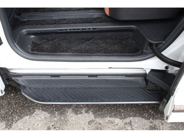 TOYOTA VELLFIRE 4WD 2024