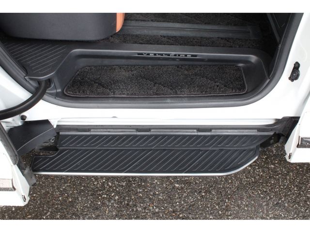 TOYOTA VELLFIRE 4WD 2024