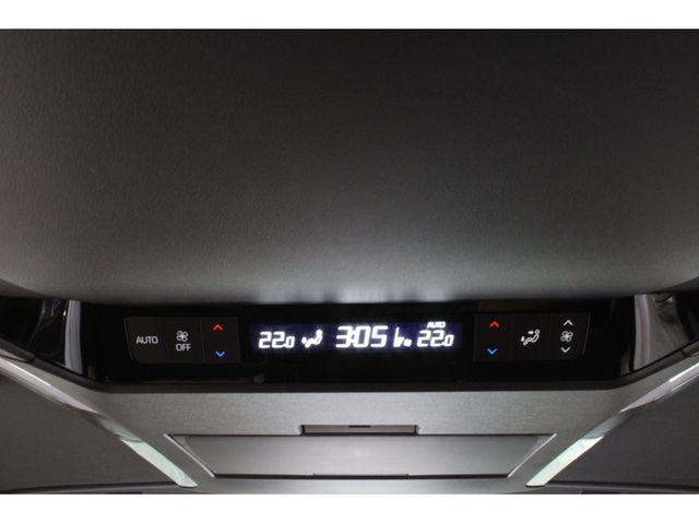 TOYOTA VELLFIRE 4WD 2024