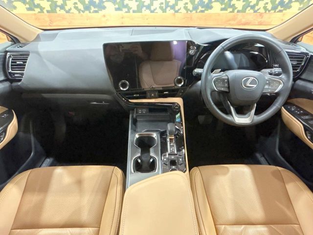 TOYOTA LEXUS NX350h 2023