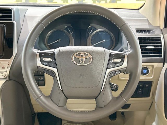 TOYOTA LANDCRUISER PRADO 2022