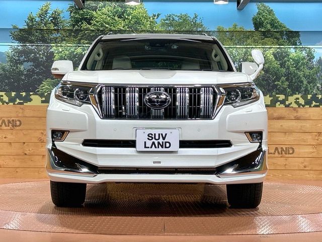 TOYOTA LANDCRUISER PRADO 2022