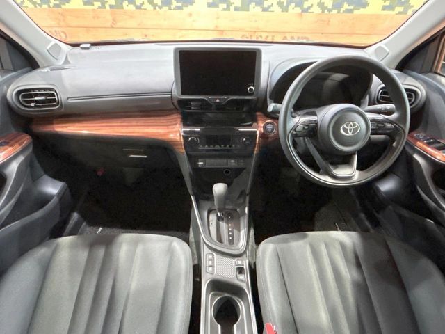 TOYOTA YARIS CROSS HYBRID 2024