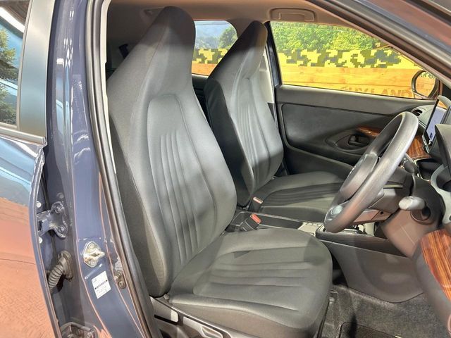 TOYOTA YARIS CROSS HYBRID 2024