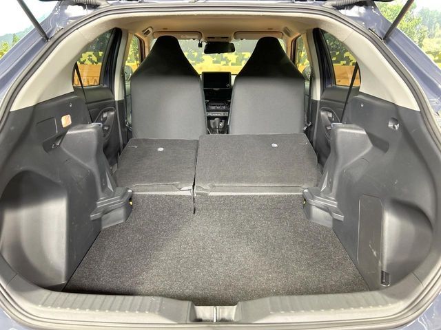 TOYOTA YARIS CROSS HYBRID 2024