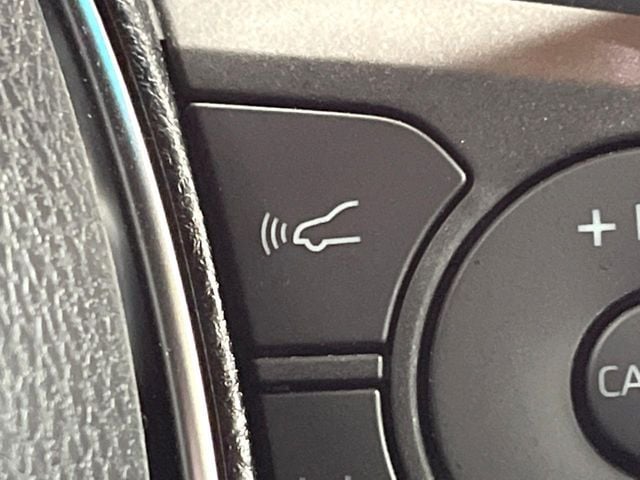 TOYOTA HARRIER 2WD 2024