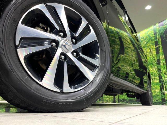 HONDA FREED plus 4WD 2017