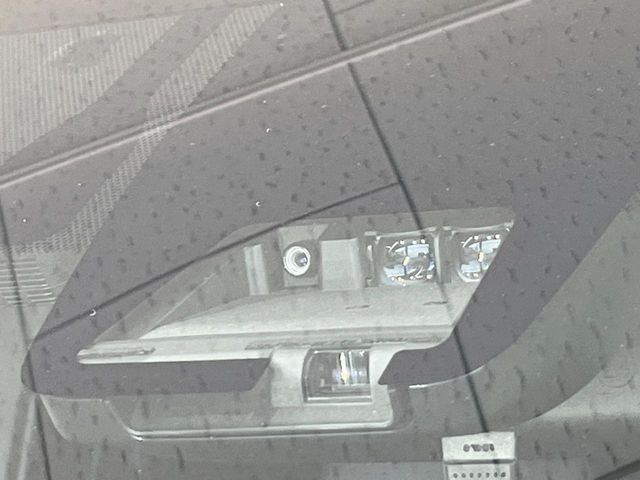 TOYOTA NOAH HYBRID 2021