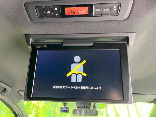 TOYOTA NOAH HYBRID 2021