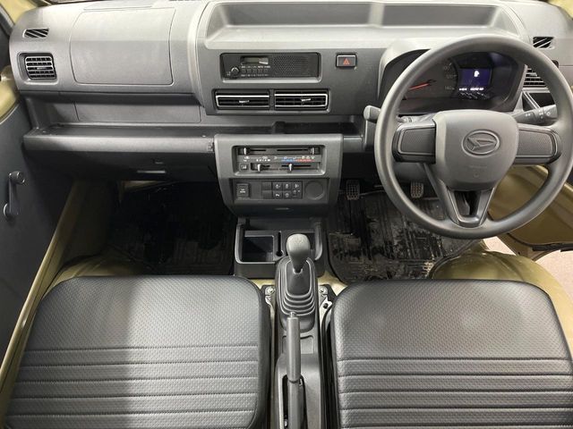 DAIHATSU HIJET truck 2022