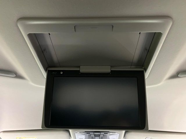 TOYOTA ALPHARD hybrid 4WD 2022