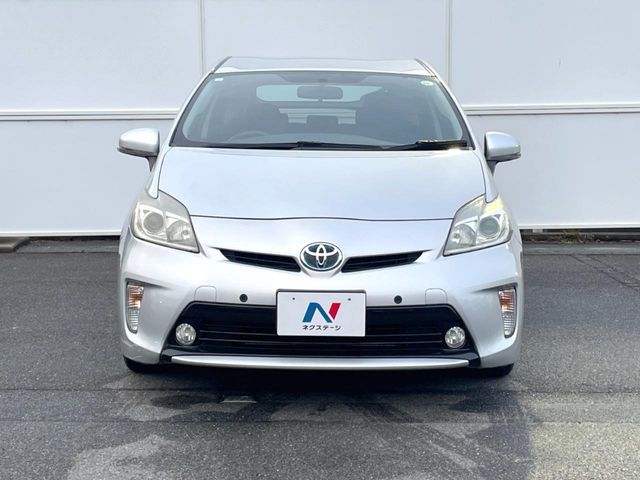 TOYOTA PRIUS 2014