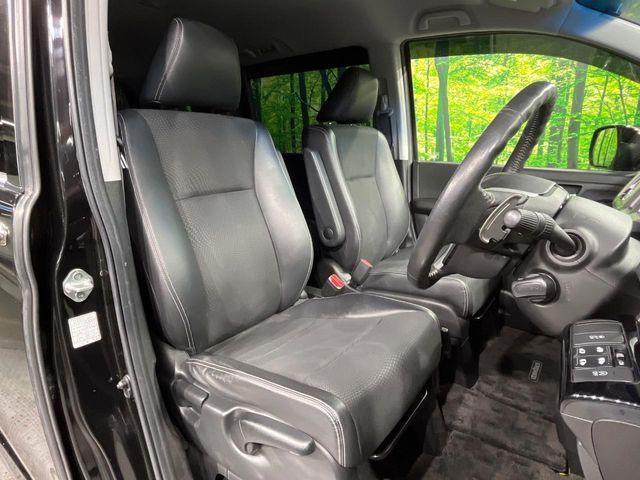 HONDA STEPWAGON SPADA 2012