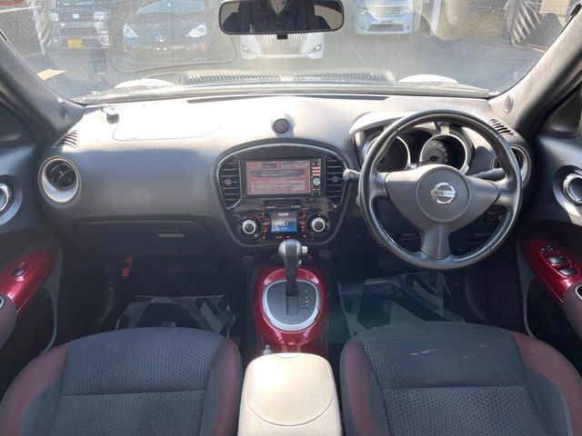 NISSAN JUKE 2012
