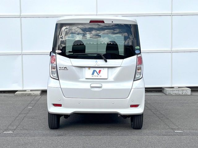 MITSUBISHI eK SPACE 2019