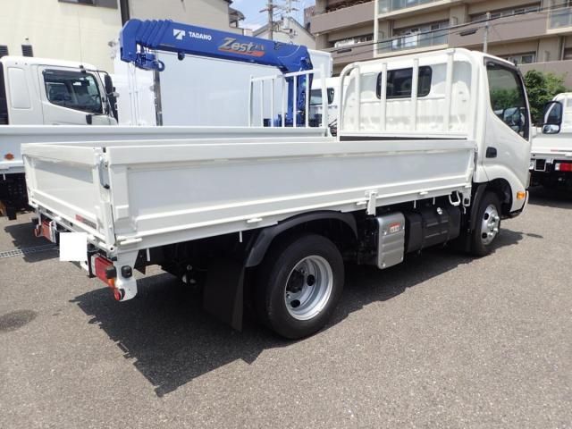 HINO DUTRO 2025