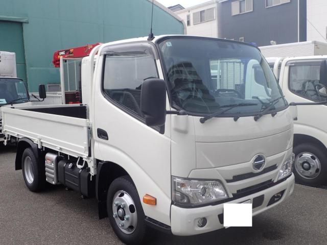 HINO DUTRO 2025
