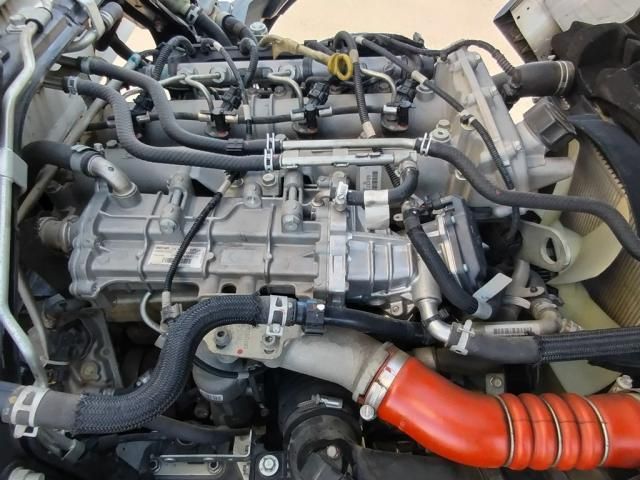 MITSUBISHI CANTER 2015