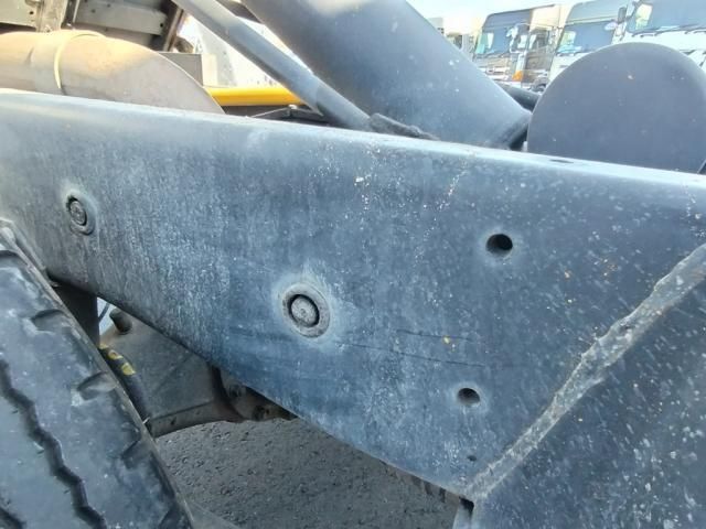 MITSUBISHI CANTER 2015