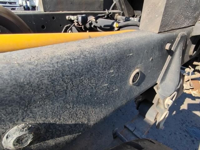 MITSUBISHI CANTER 2015