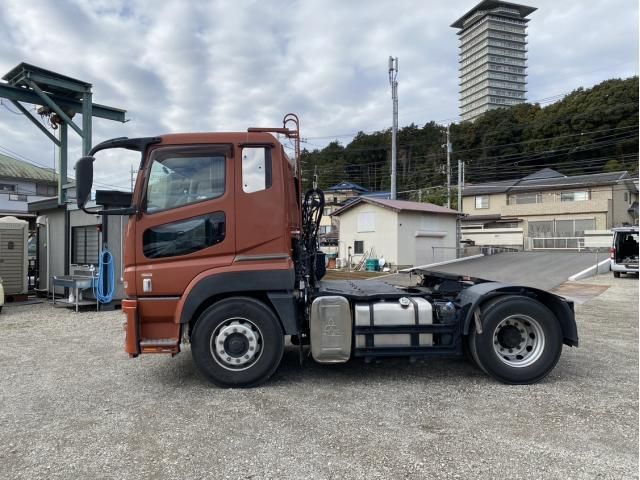 MITSUBISHI FUSOU SUPER GREAT 2012