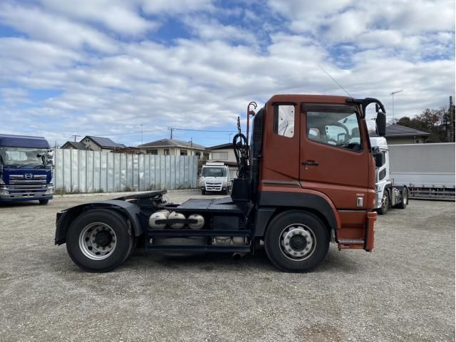 MITSUBISHI FUSOU SUPER GREAT 2012