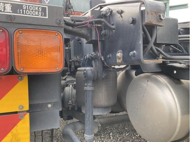 MITSUBISHI FUSOU SUPER GREAT 2012