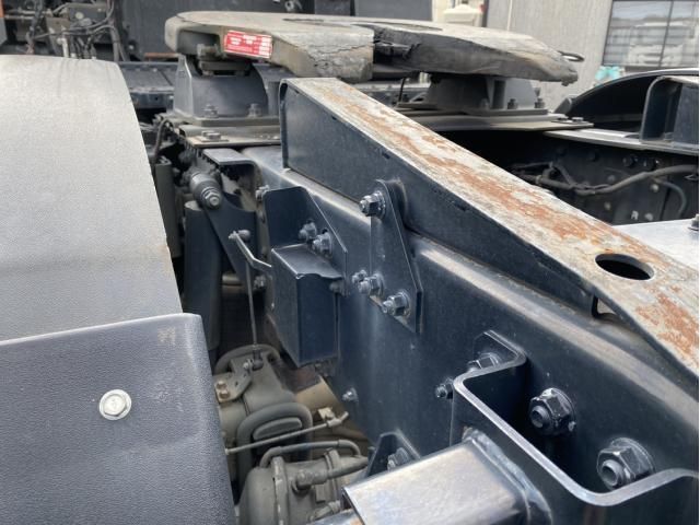 MITSUBISHI FUSOU SUPER GREAT 2012