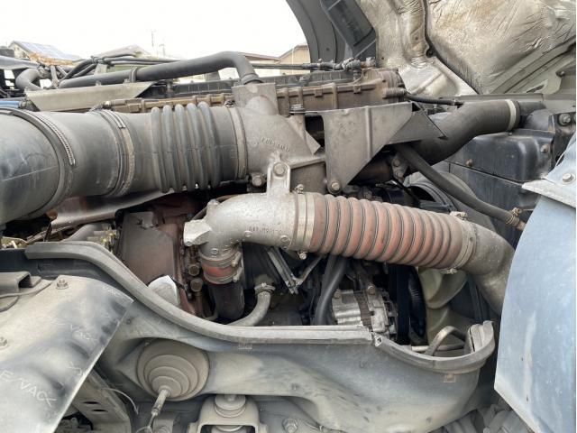 MITSUBISHI FUSOU SUPER GREAT 2012