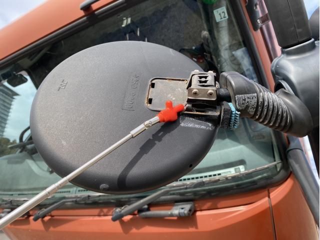 MITSUBISHI FUSOU SUPER GREAT 2012