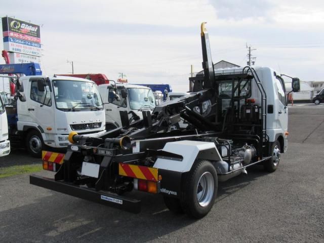 MITSUBISHI FUSOU FIGHTER 2025