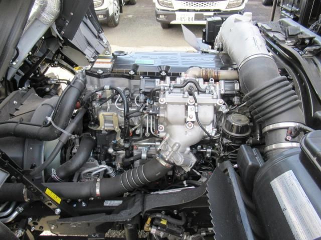 MITSUBISHI FUSOU FIGHTER 2025